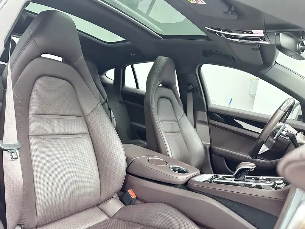 Porsche Panamera — миниатюра 15