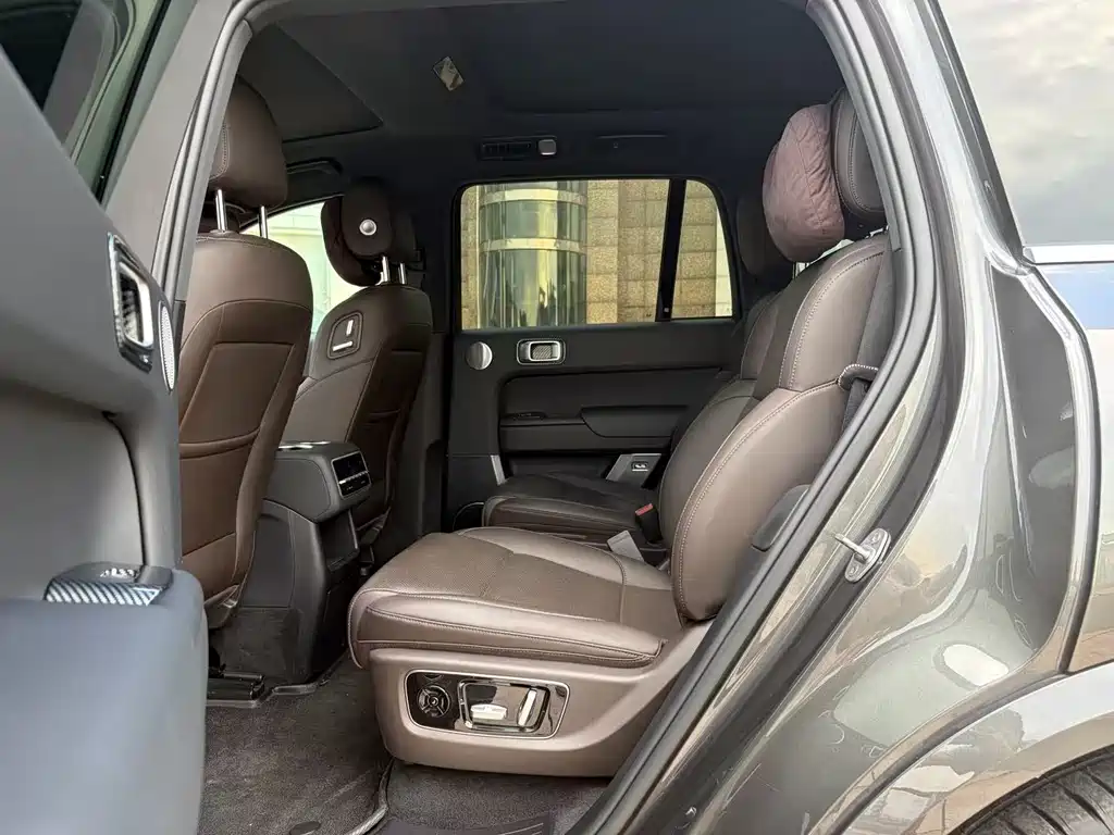 Li Auto Li L8 — миниатюра 14