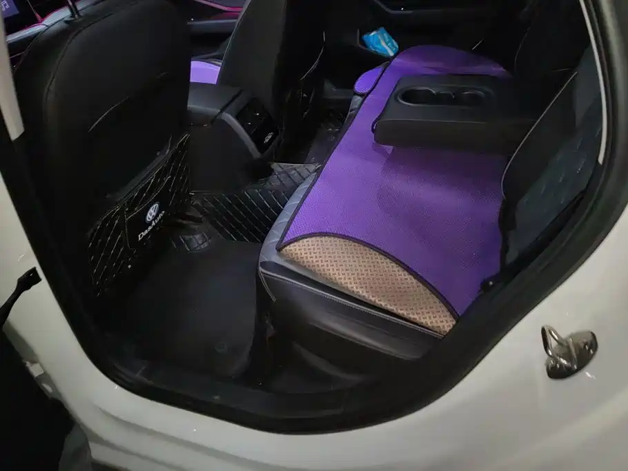 Volkswagen Sagitar — миниатюра 11