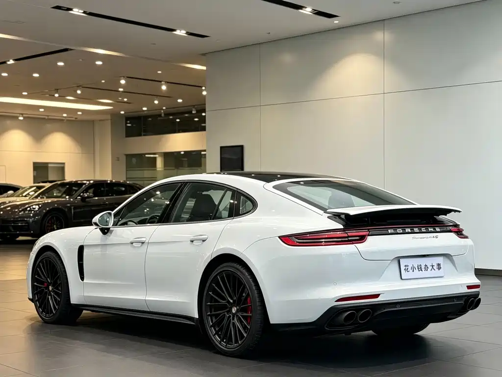 Porsche Panamera — миниатюра 9