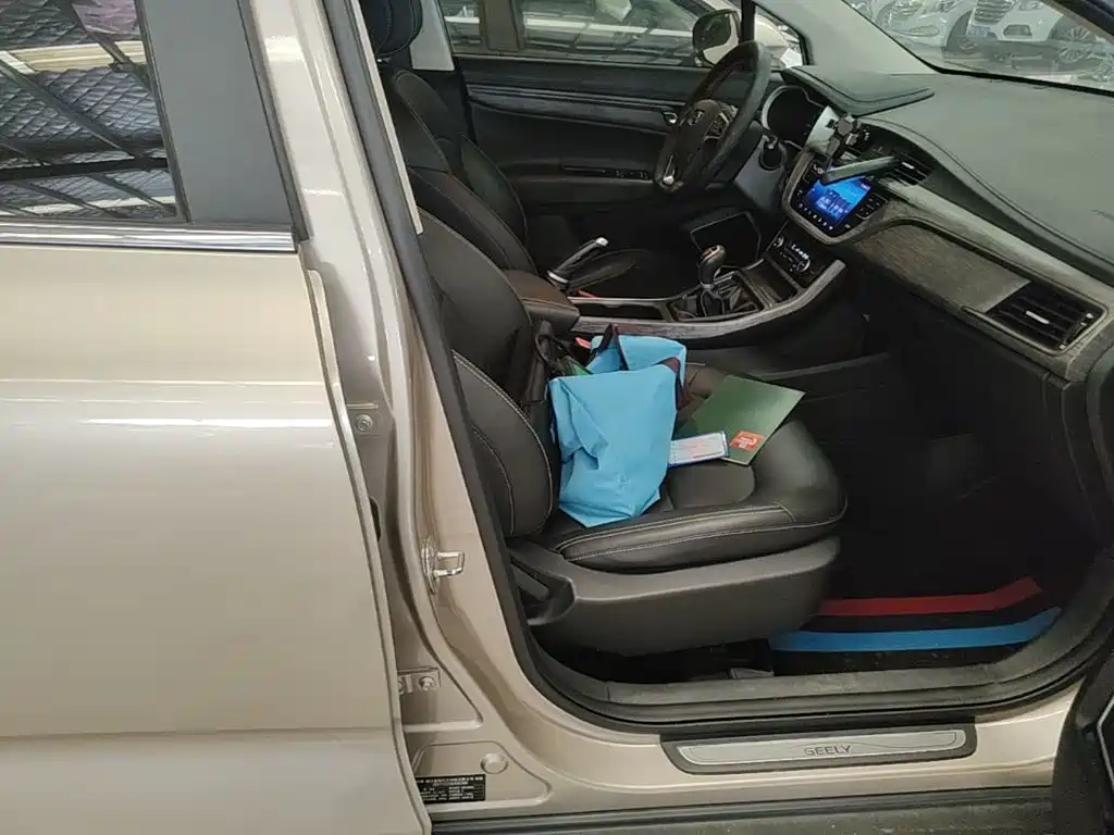 Geely Emgrand GS — миниатюра 25