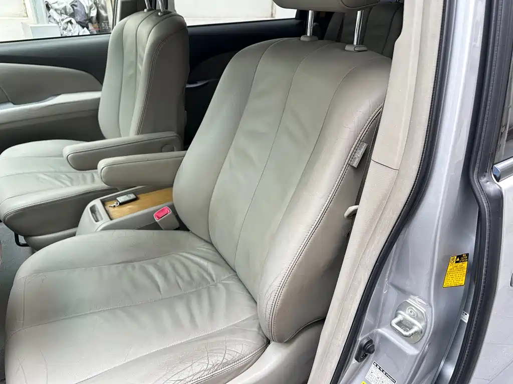 Toyota Previa 2007 3.5L 7 Luxury