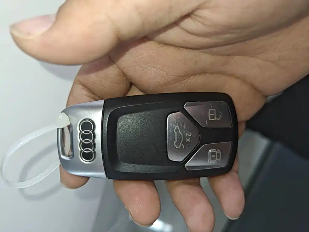 Audi Q5L — миниатюра 9