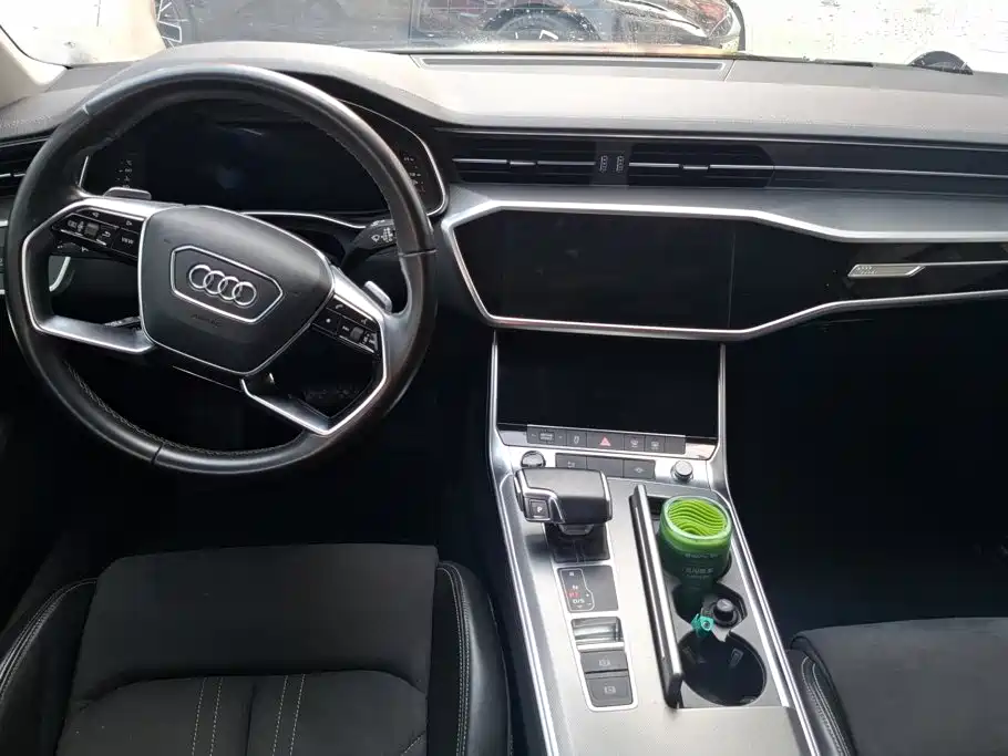 Audi A7L — миниатюра 12