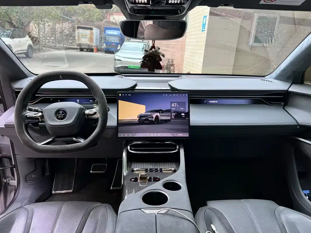 LOTUS SPORTS CAR ELETRE