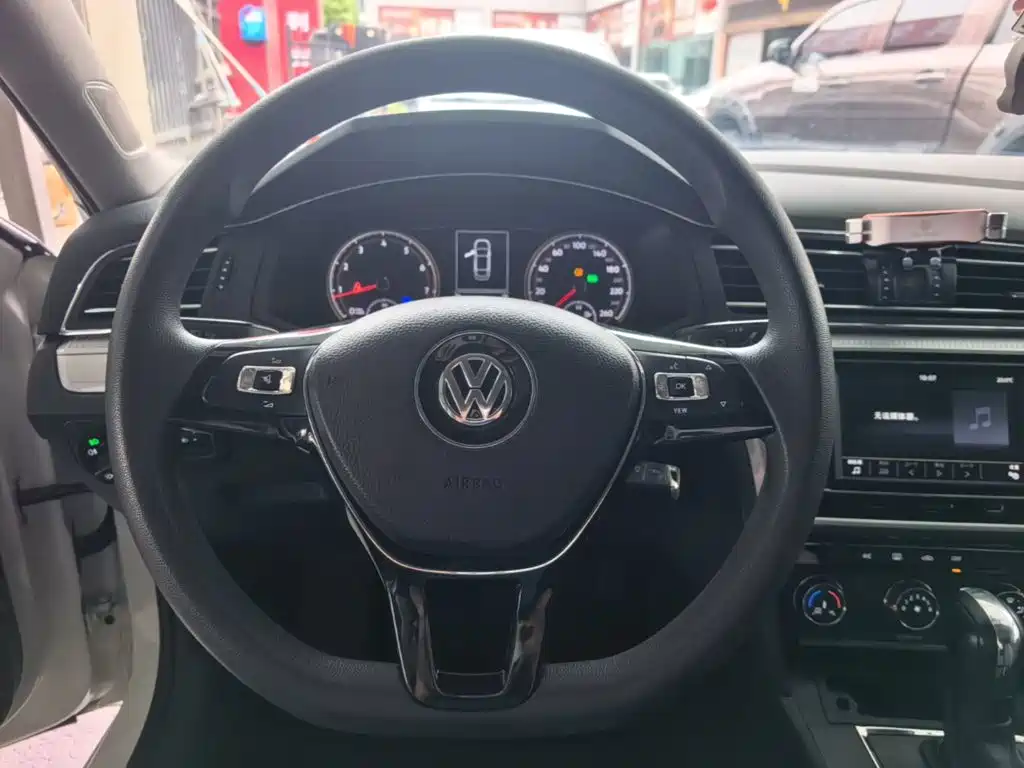 Volkswagen Lamando — миниатюра 11