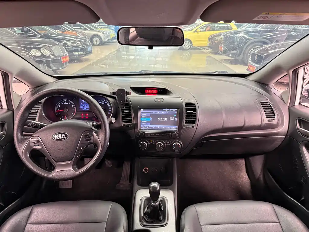 Kia K3 — миниатюра 11