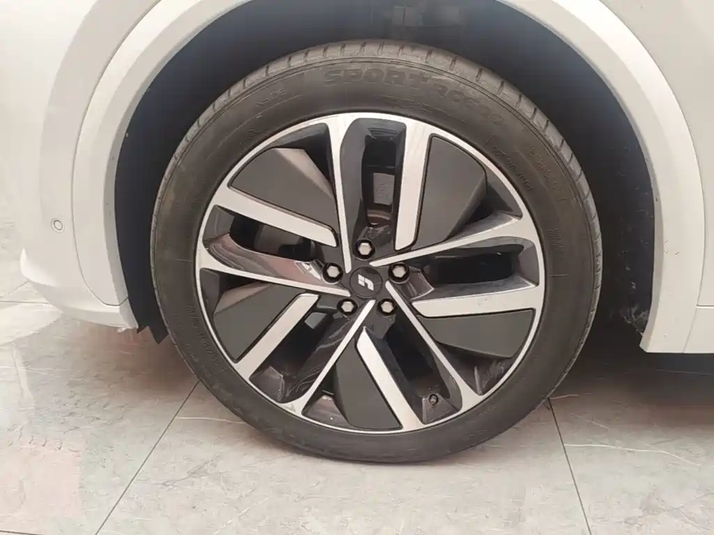 Li Auto Li L7 — миниатюра 23