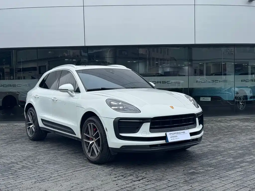 Porsche Macan — миниатюра 3