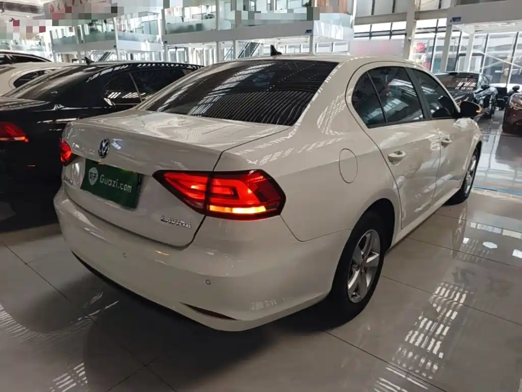 Volkswagen Lavida — миниатюра 7