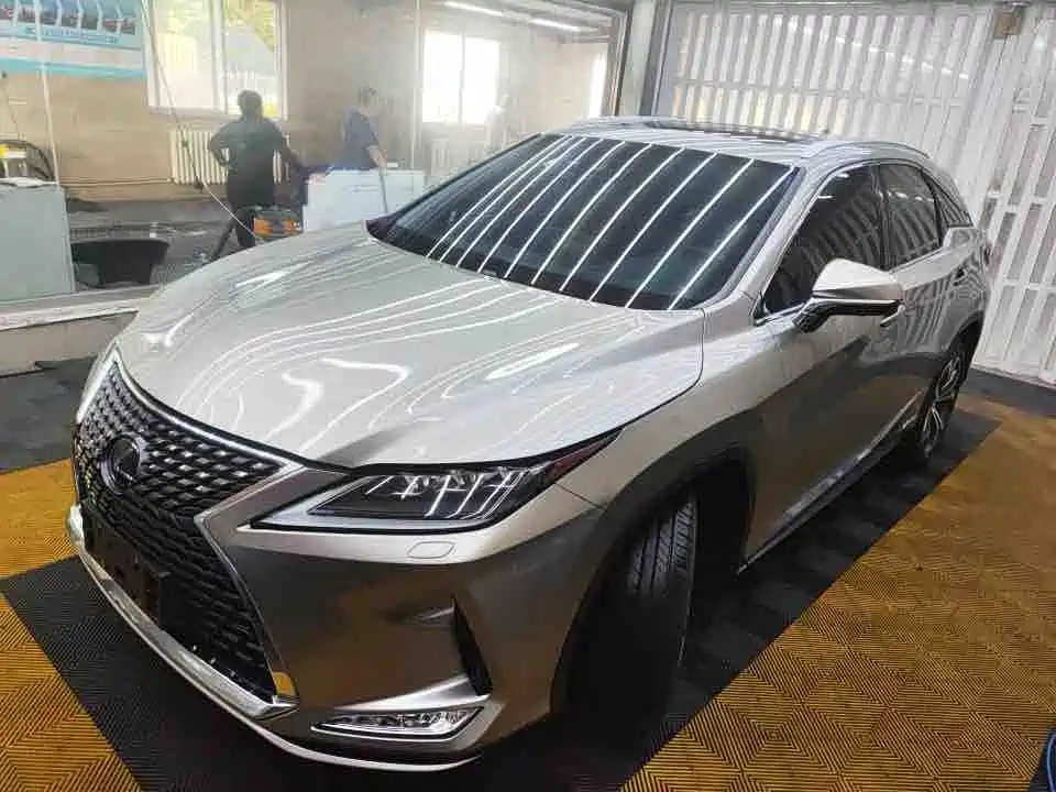 Lexus RX — фото 1
