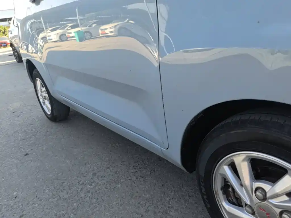 Wuling MINIEV — миниатюра 21