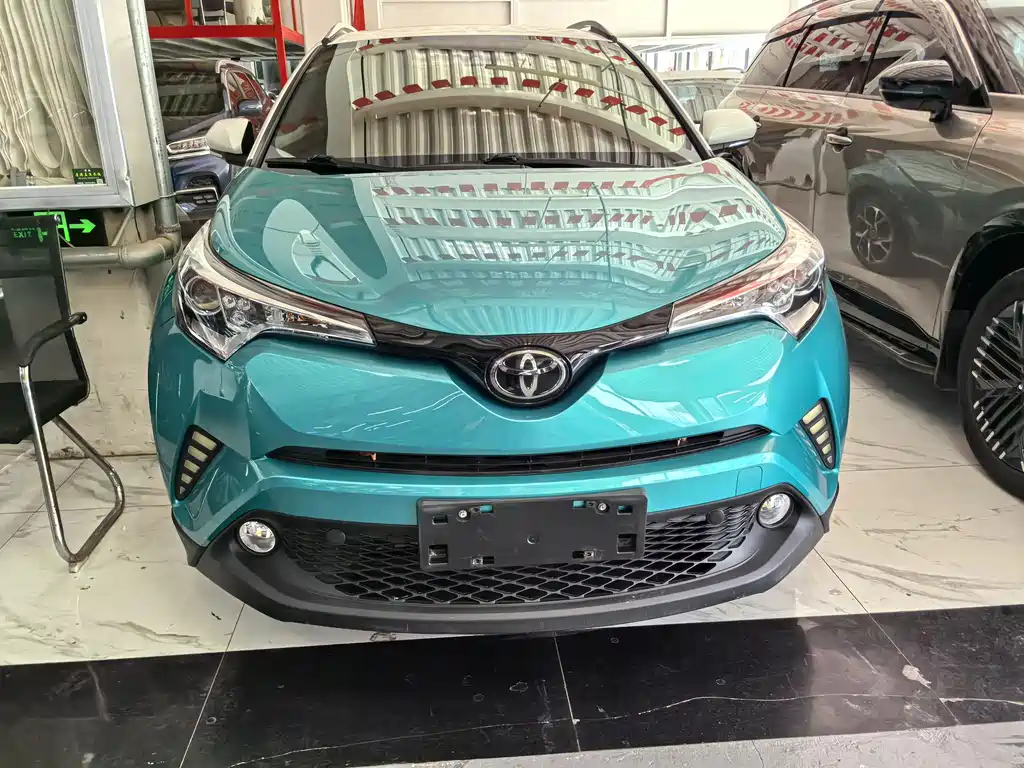 Toyota C-HR — миниатюра 2