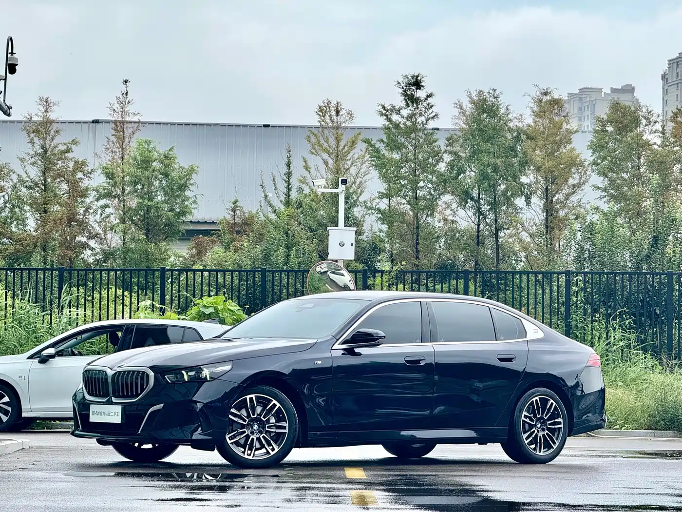 宝马5系 2025款 530Li xDrive M运动套装 2025