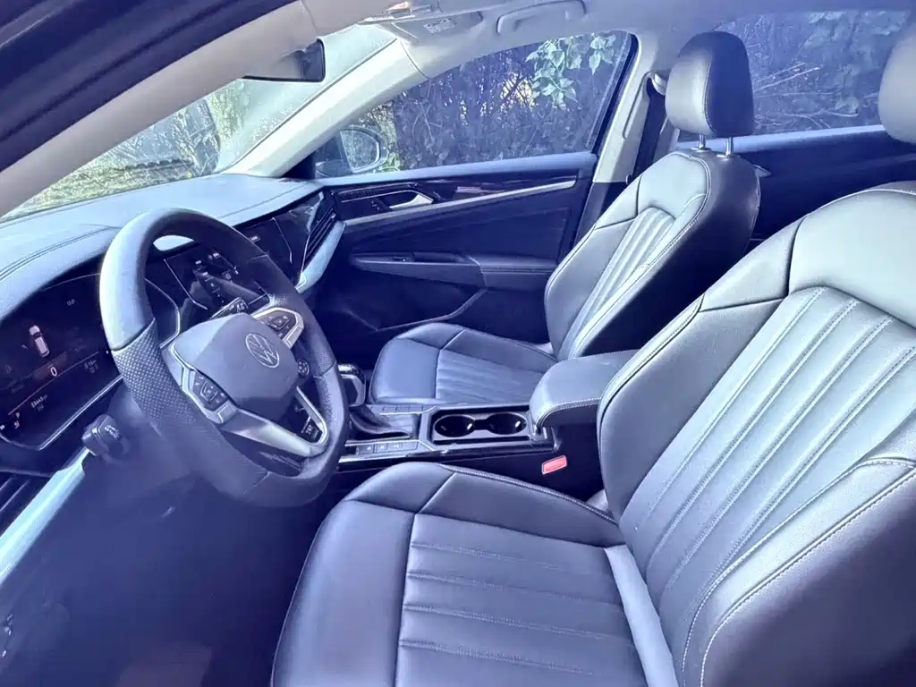 Volkswagen Passat — миниатюра 10
