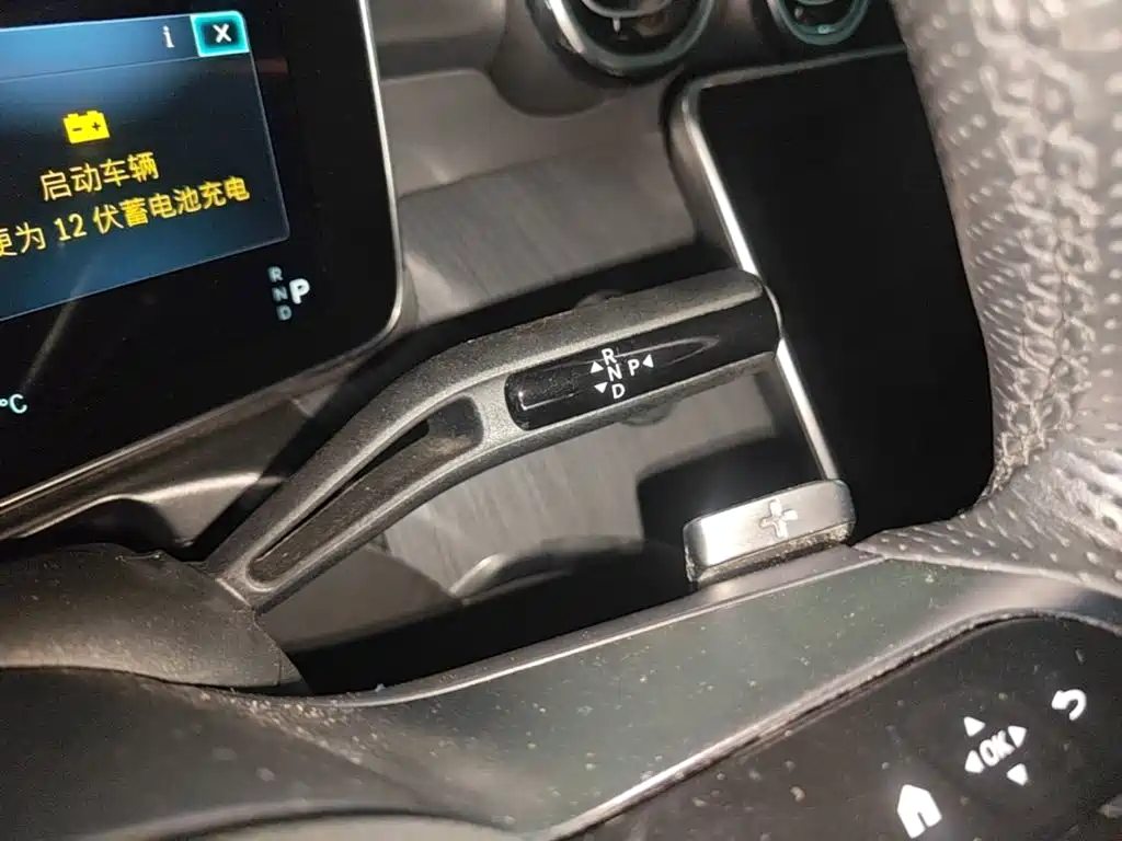 Mercedes-Benz C-Class — миниатюра 14