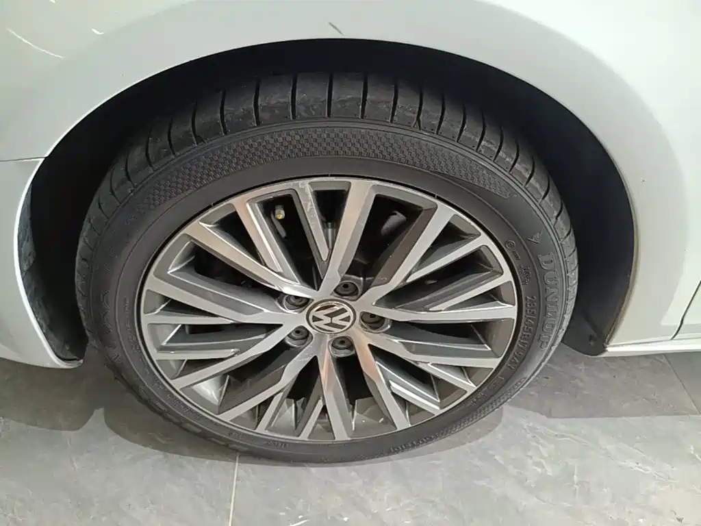 Volkswagen CC — миниатюра 23