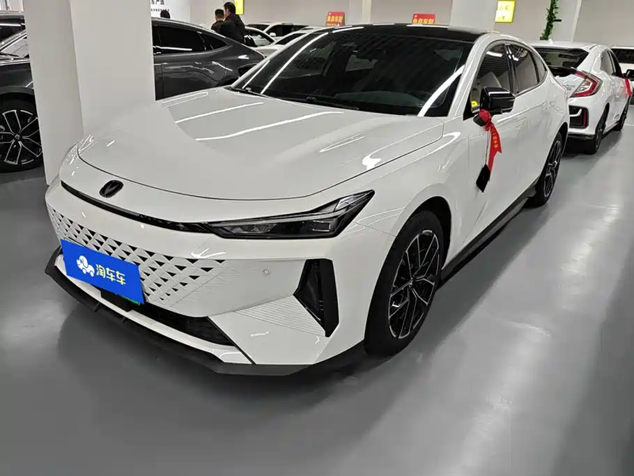 Changan UNI-V iDD