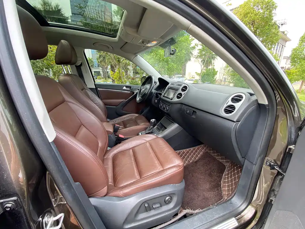 Volkswagen Tiguan — миниатюра 12