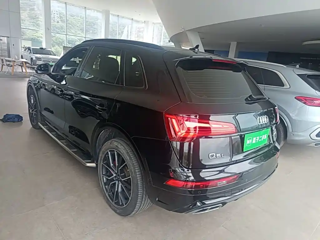 Audi Q5L — миниатюра 5