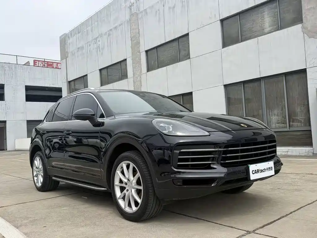 Porsche Cayenne — миниатюра 3