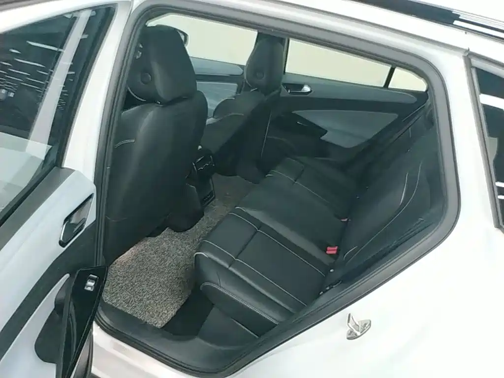 Volkswagen ID.4 X — миниатюра 17
