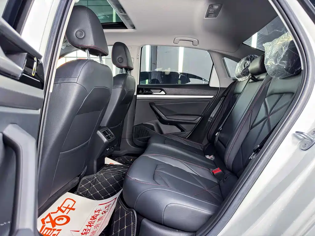 Volkswagen Lavida 2024 300TSI DSG Lead