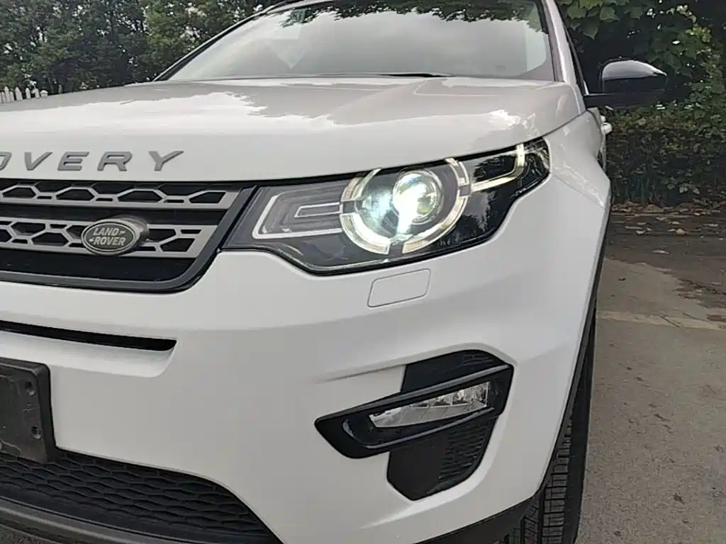 Land Rover Discovery Sport — миниатюра 24