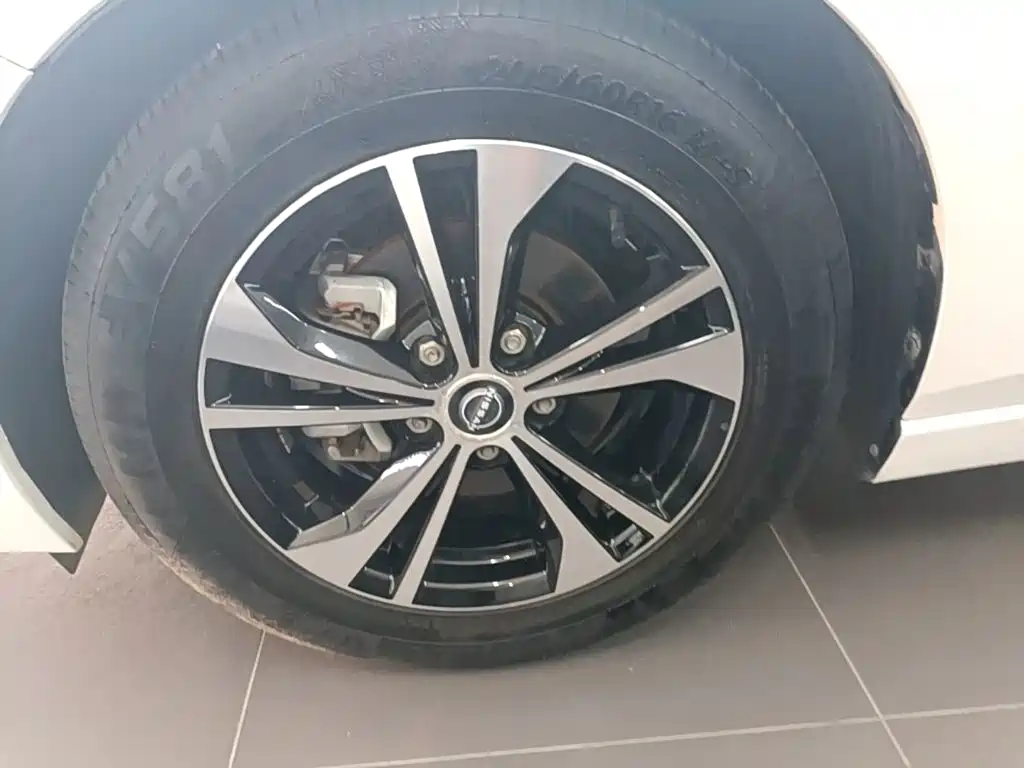 Nissan Sylphy — миниатюра 23