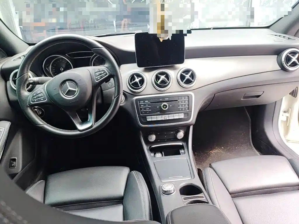 Mercedes-Benz CLA (Import) — миниатюра 10