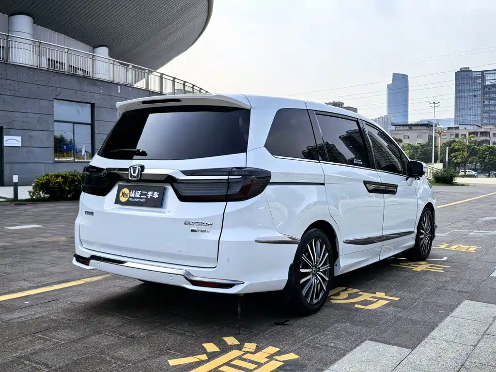 Honda Elysion — миниатюра 7