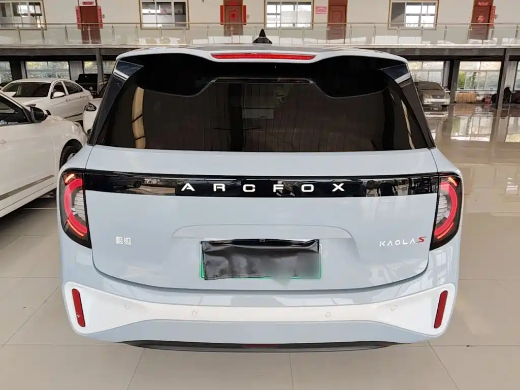 ARCFOX S — миниатюра 6