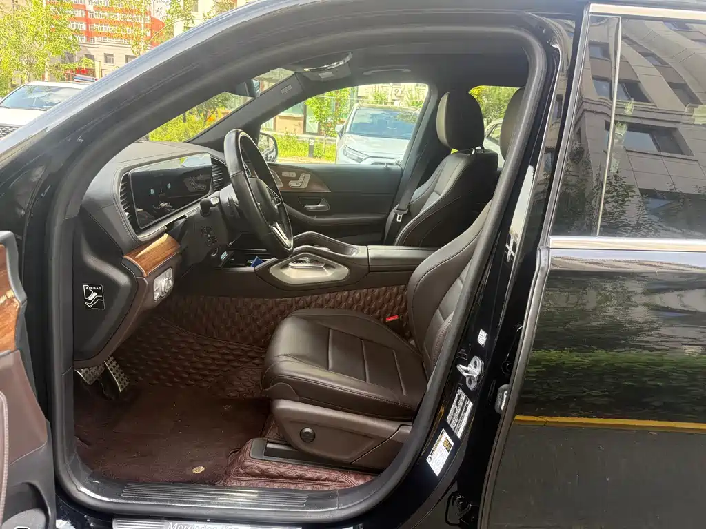 Mercedes-Benz GLS — миниатюра 3