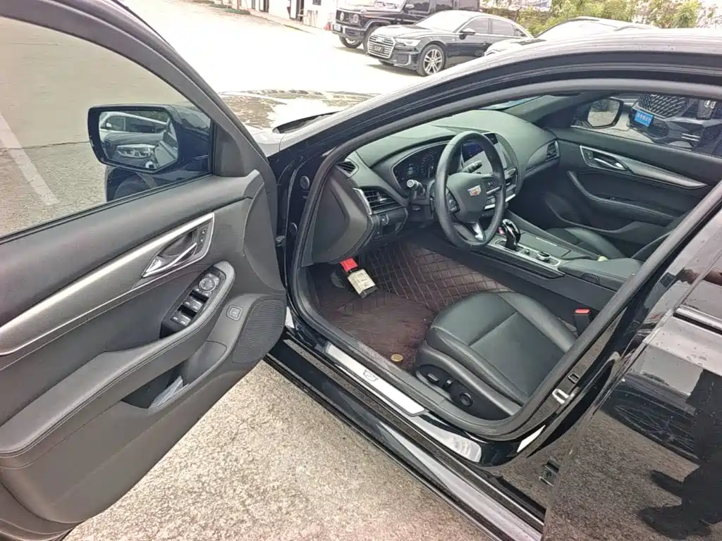 Cadillac CT5 — миниатюра 16