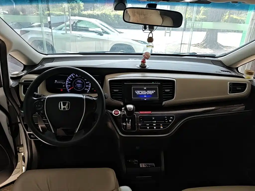 Honda Odyssey — миниатюра 10