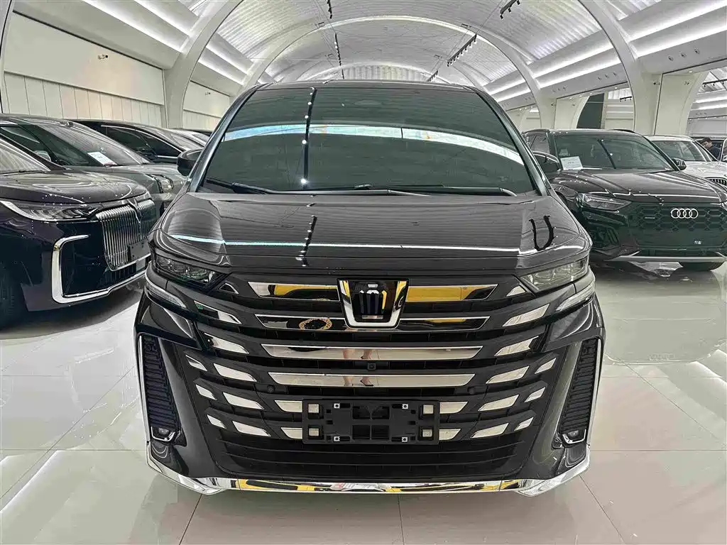 Toyota Vellfire — миниатюра 2