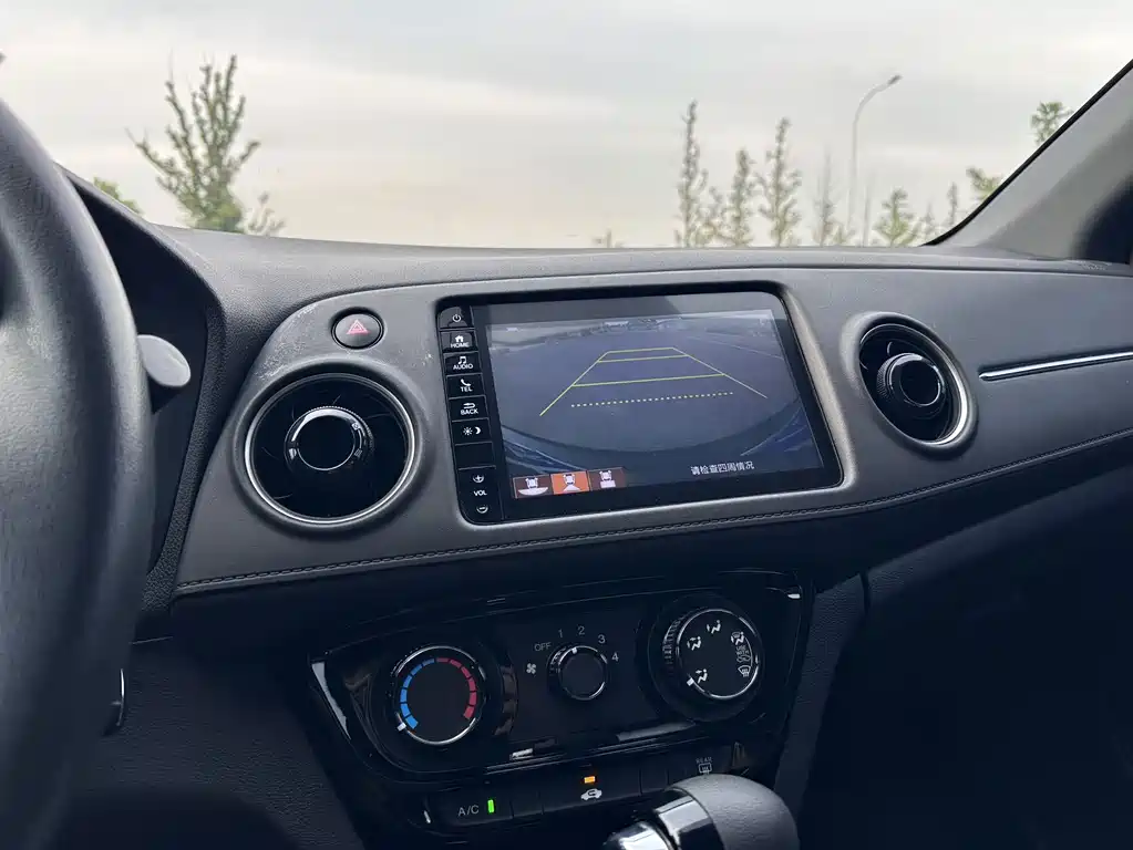 Honda XR-V — миниатюра 16