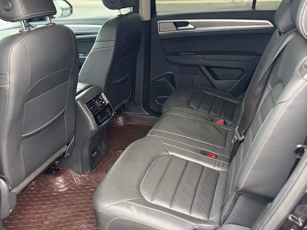Volkswagen Teramont — миниатюра 9