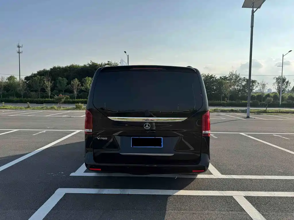 Mercedes-Benz V-Class — миниатюра 5