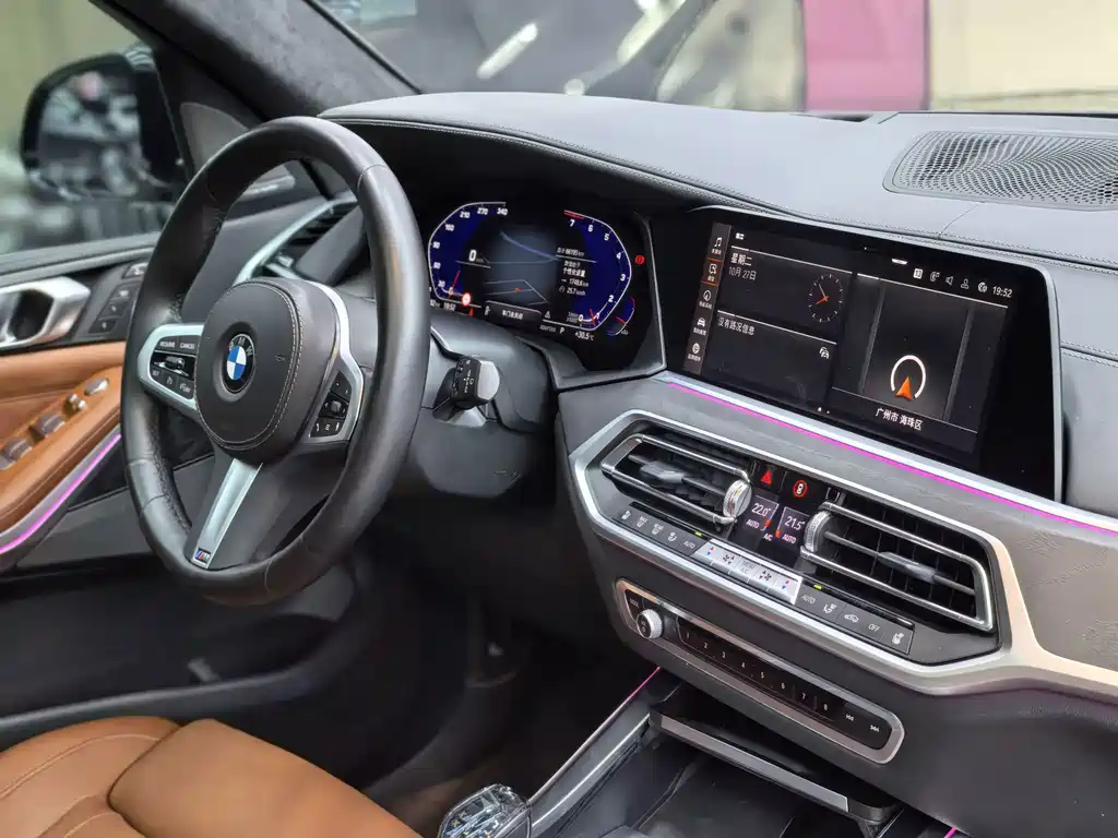 BMW X7 — миниатюра 24
