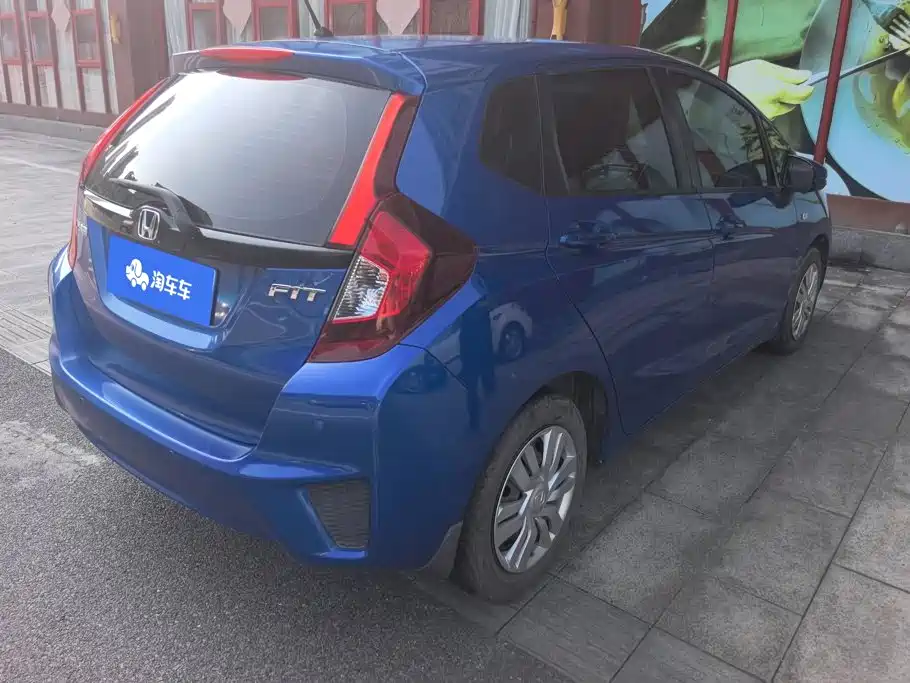 Honda Fit — миниатюра 3