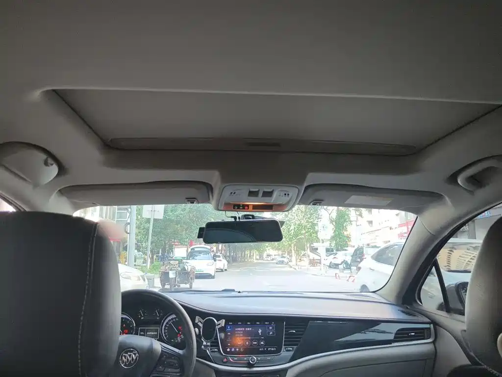 Buick Verano — миниатюра 19