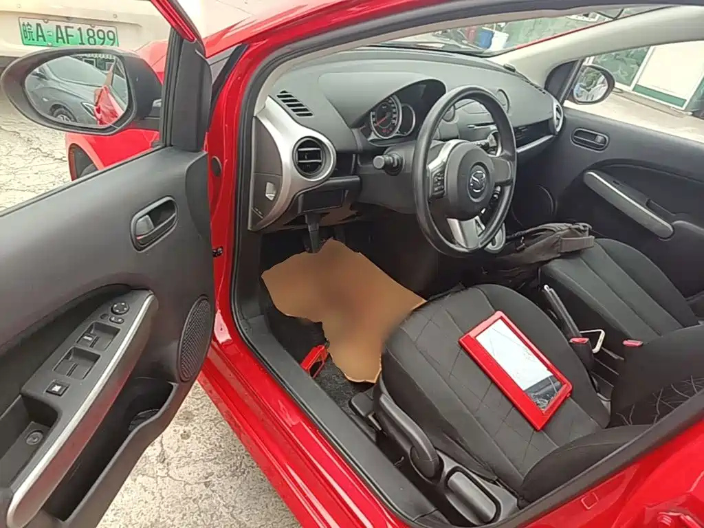 Mazda 2 — миниатюра 16