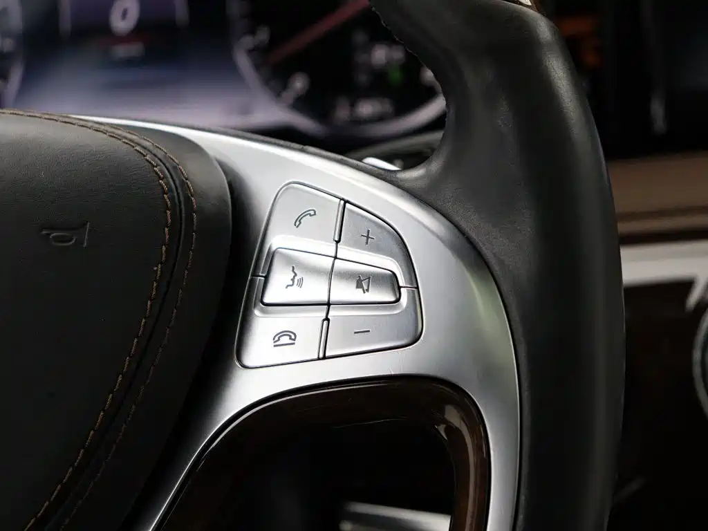 Mercedes-Benz S-Class — миниатюра 16