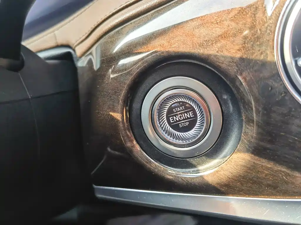Mercedes-Benz S-Class — миниатюра 34