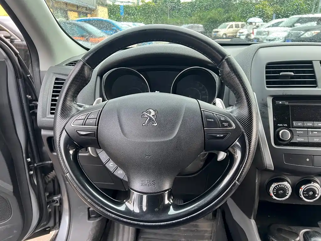 Peugeot 4008 (Import) — миниатюра 7