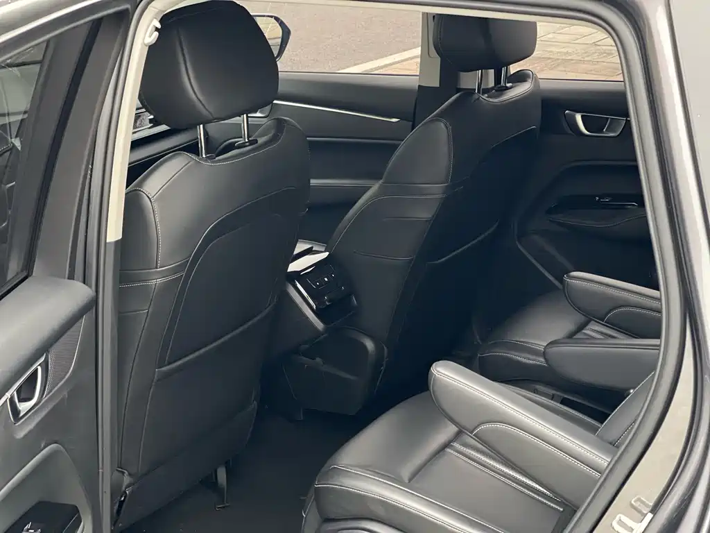 Wuling Victory — миниатюра 5