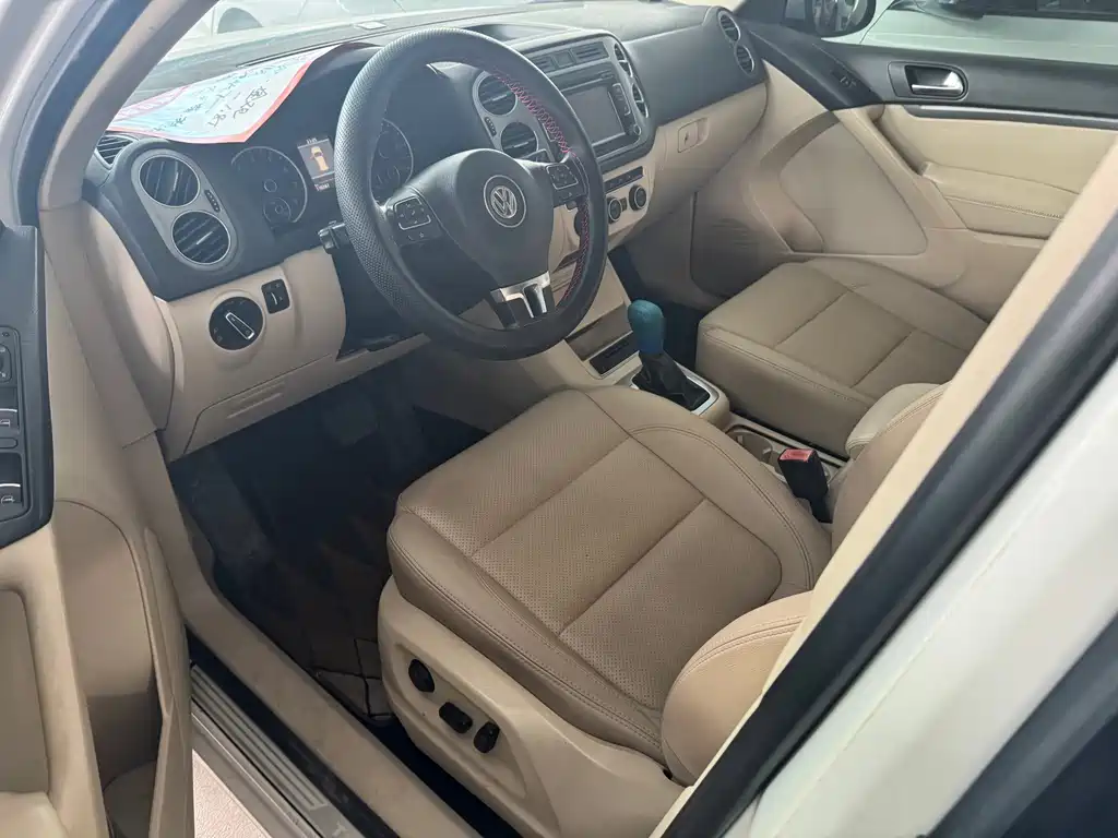 Volkswagen Tiguan — миниатюра 3
