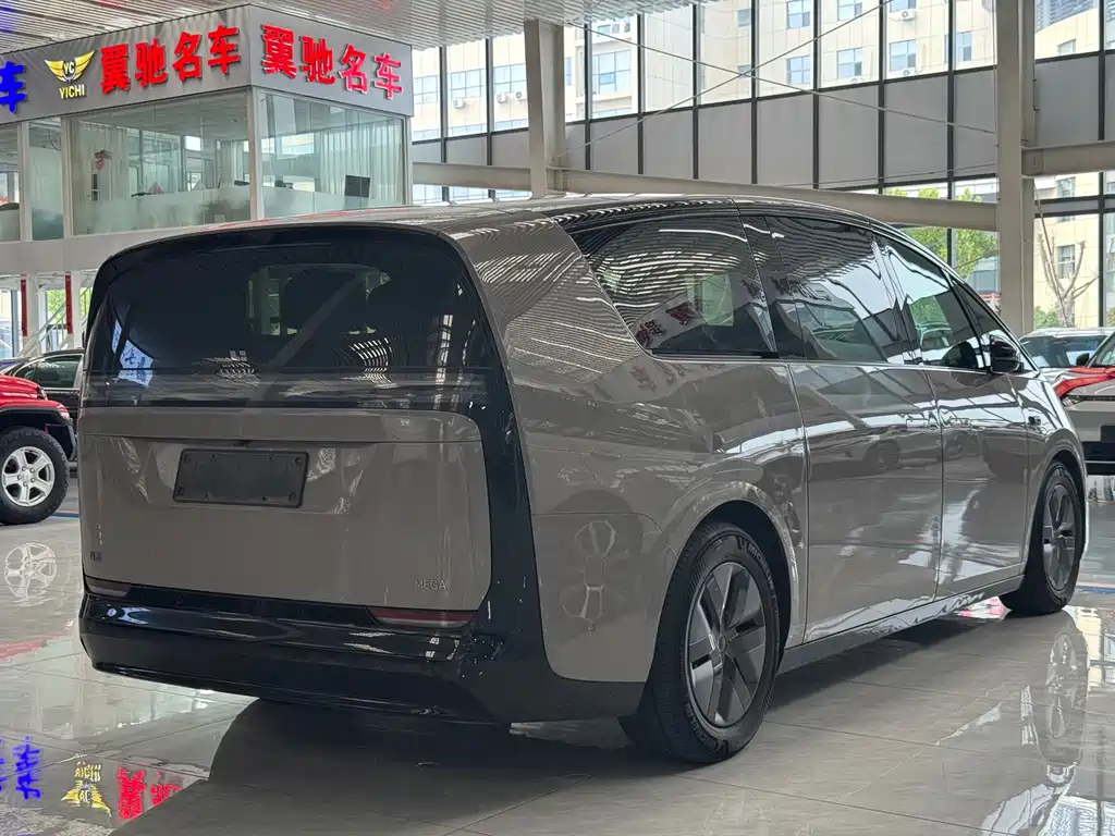 Li Auto Li MEGA — миниатюра 5