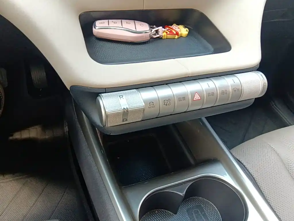 BYD Dolphin — миниатюра 14